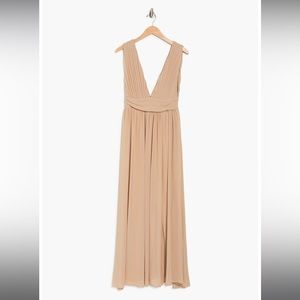 Love by Design Athen Plunging V-Neck Maxi Dress (Nude Champagne)